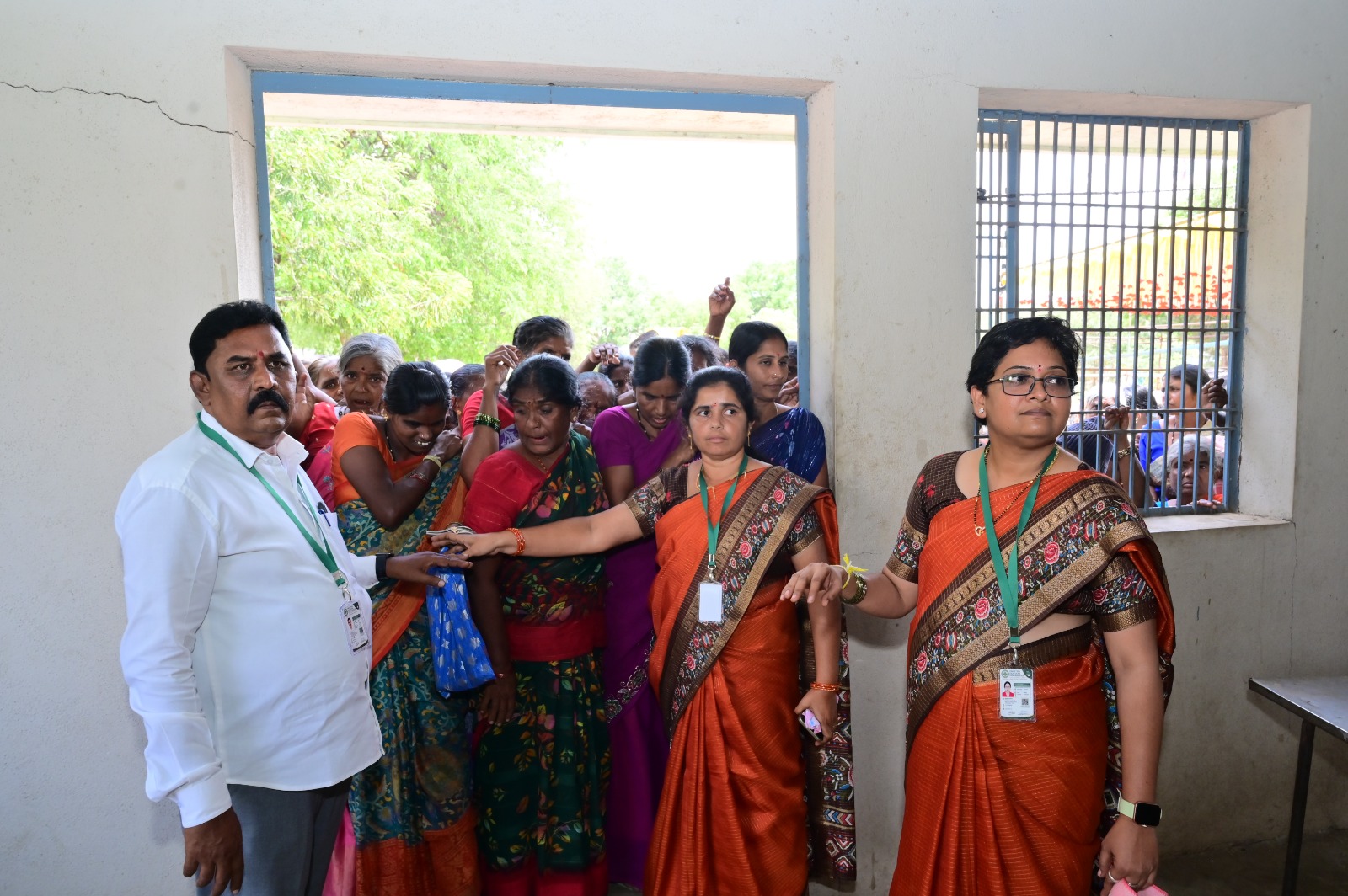 Shri Gowri/Ganesha Festival Grocery and Saree Distribution to Vulnurable Women